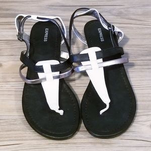 Express sandals